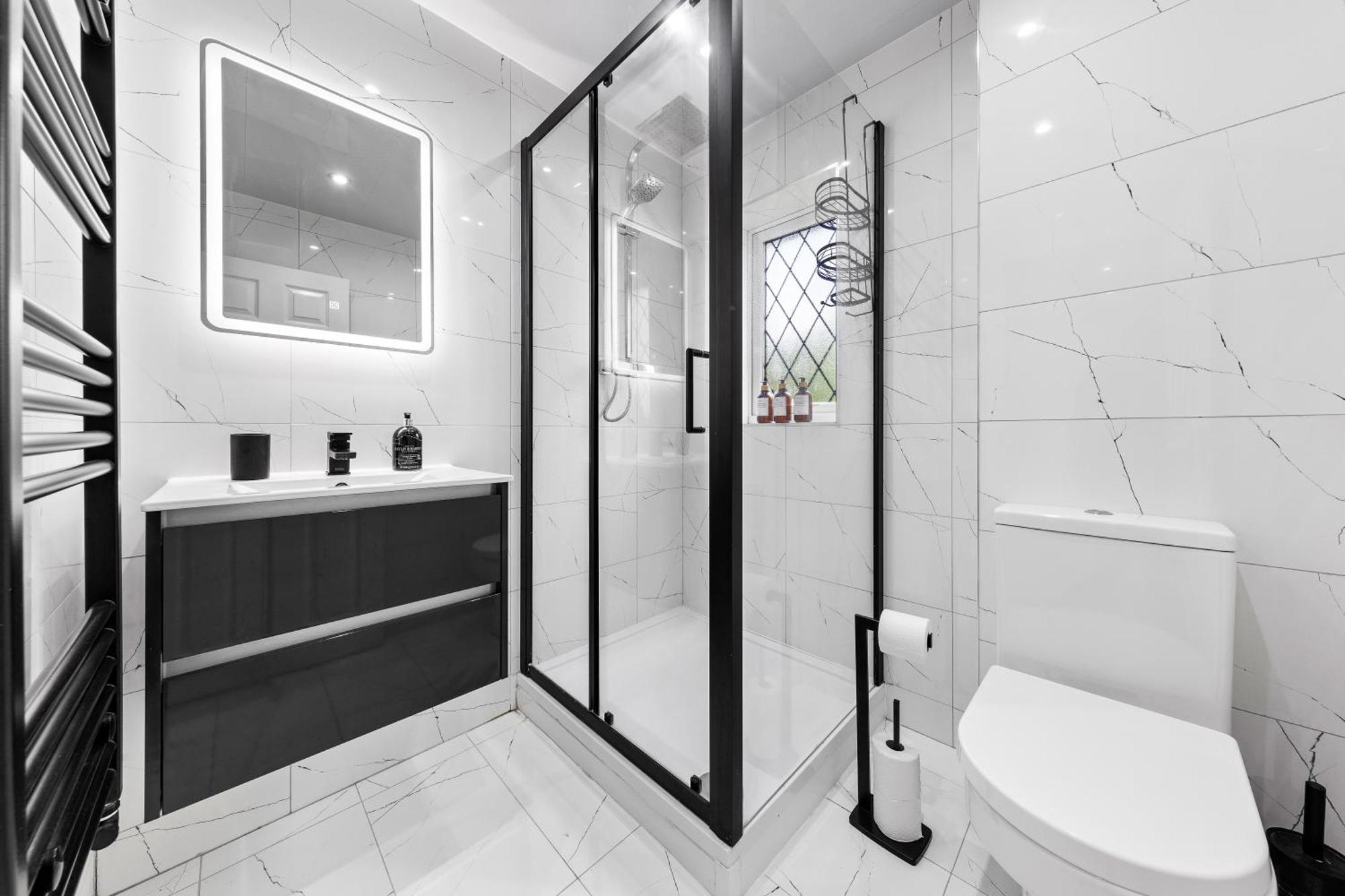 The Sapphire Retreat! 5 Mins To Harry Potter World! Watford (Hertfordshire)