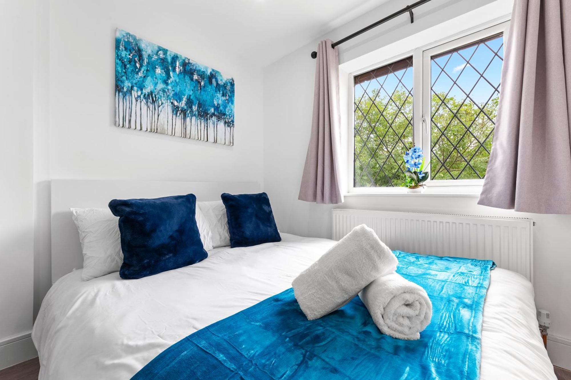 The Sapphire Retreat! 5 Mins To Harry Potter World! *