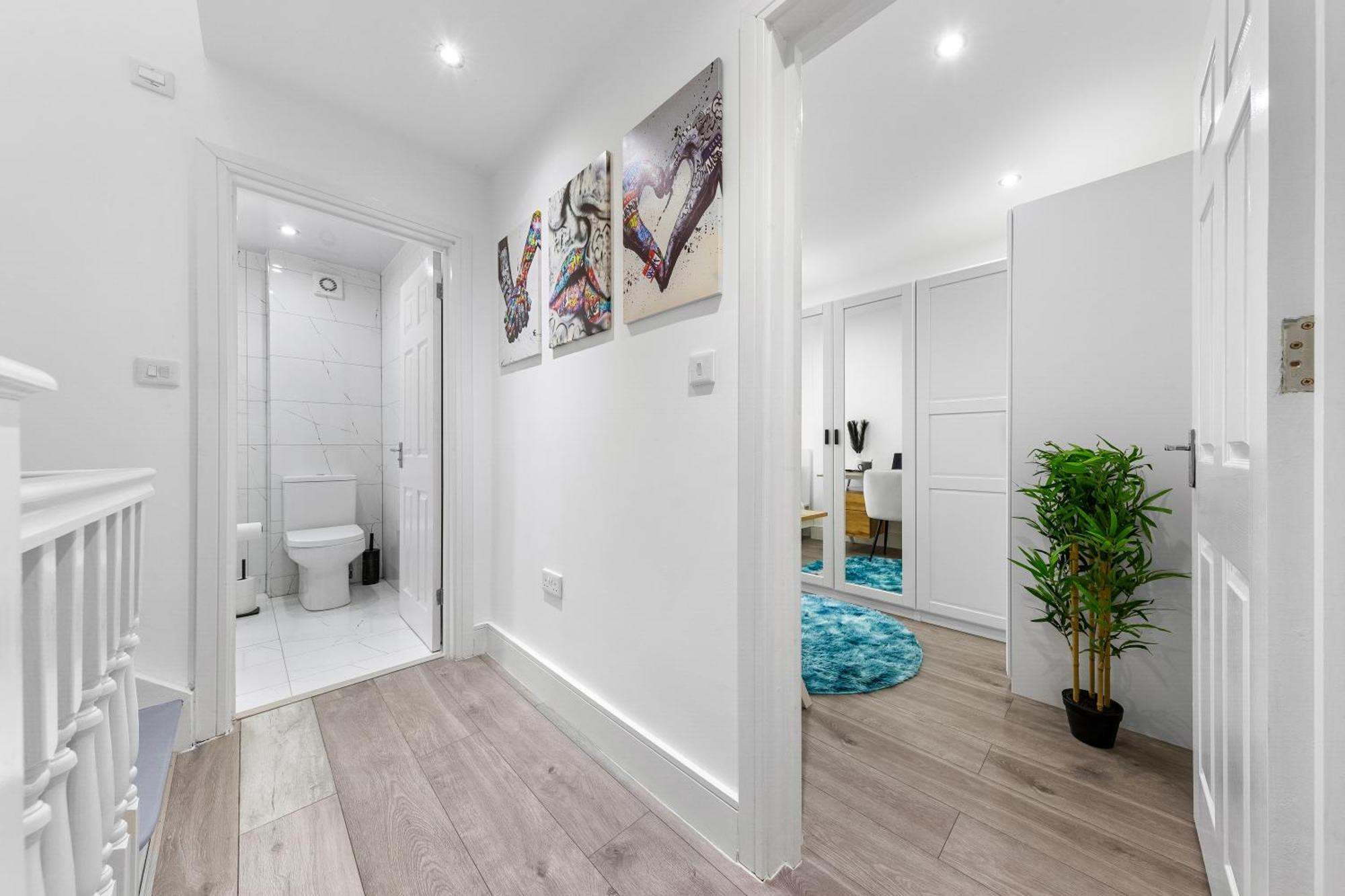Apartment The Sapphire Retreat! 5 Mins To Harry Potter World!